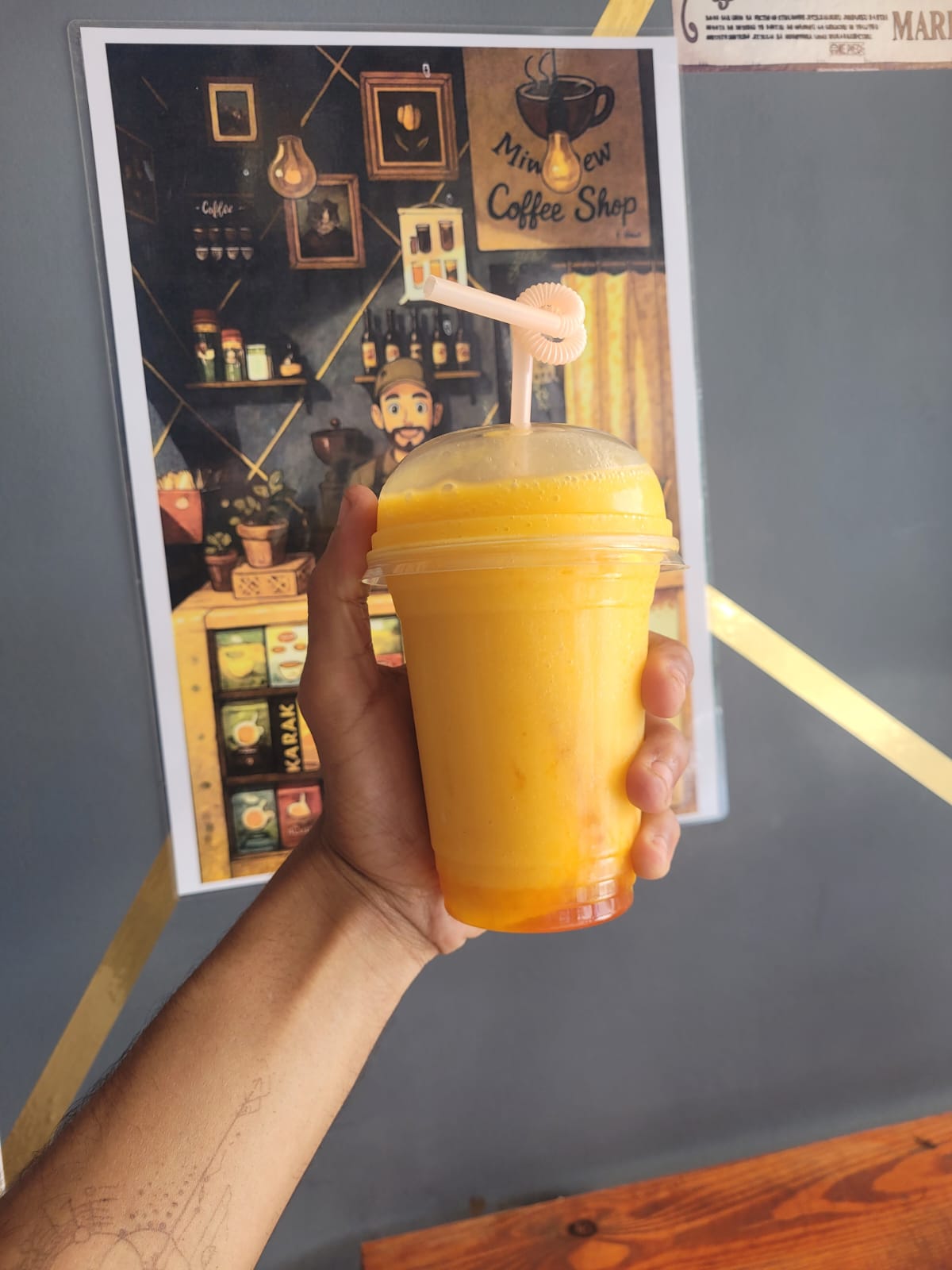 Smoothie fruité Fresa Tropical Miw Pew Café El Jadida